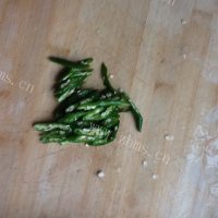 家常菜土豆炒肉丝做法图解4)