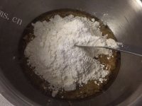 自制杏仁酥饼做法图解4)