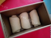 自制炼奶吐司做法图解6)