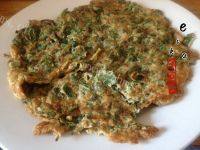 美味的香椿芽鸡蛋饼