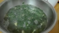 美味的枸杞叶鸡蛋汤