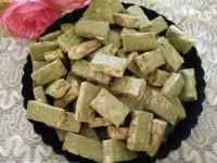 抹茶花生牛轧糖做法图解8)