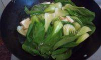家庭版鸡汤豆腐小白菜做法图解12)