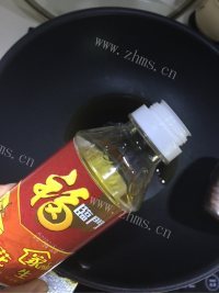 家常墨鱼卵香炒鸡蛋做法图解4)