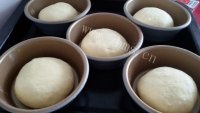 垂涎欲滴的芝麻小餐包做法图解4)