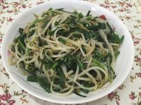 美味营养的豆芽炒韭菜做法图解9)