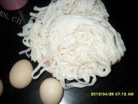 酸辣米粉做法图解1)
