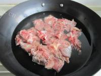 喷香栗子烧羊肉做法图解3)