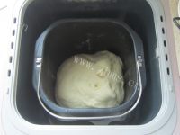 自制干豆角肉包做法图解6)