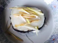 美味的青菜鳕鱼粥做法图解2)