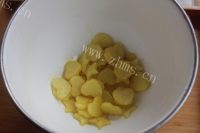好吃的孜然花式土豆做法图解3)