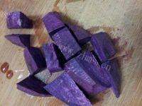 常吃不腻的紫薯粥的做法图解三