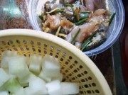 美味的冬瓜煮田鸡做法图解1)