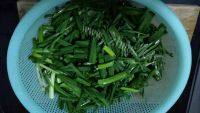 家常菜大蒜炒肉片做法图解2)