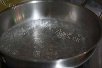色泽不错的豆腐鱼汤做法图解3)