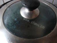酥嫩排骨莲藕汤做法图解5)