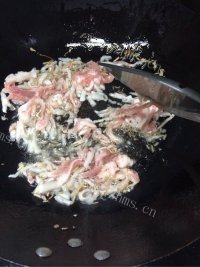 可口酸菜米线做法图解8)