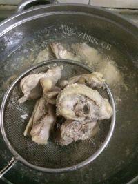 家常菜香菇焖鸡肉做法图解4)