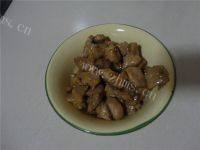 美味荔枝炒瘦肉做法图解3)