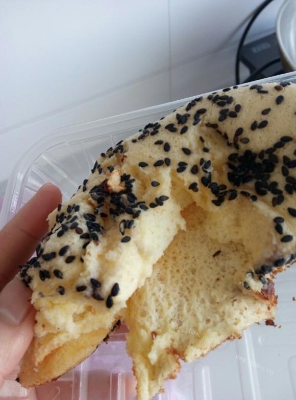 珍馐美味的电饭锅蛋糕