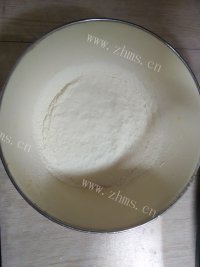 自制可可戚风蛋糕做法图解3)