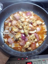 美味的洋葱番茄汁鸡腿排做法图解10)