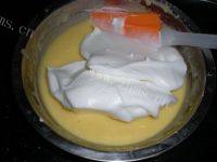 「DIY美食」戚风蛋糕做法图解12)