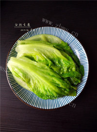 色味俱佳的白灼生菜做法图解6)
