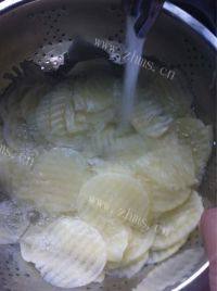 自制薯片做法图解4)