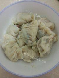 简易的酸汤饺子做法图解6)