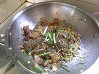 自制黄豆芽炒粉条