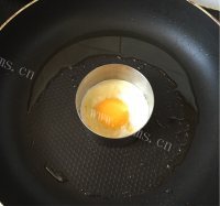 美味的太阳花汉堡做法图解19)