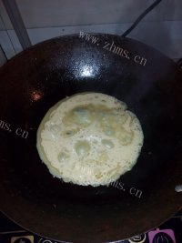 自制奶香鸡蛋饼做法图解4)
