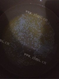 色香味浓的小米粥做法图解2)