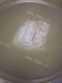 家常菜土豆红烧肉做法图解3)