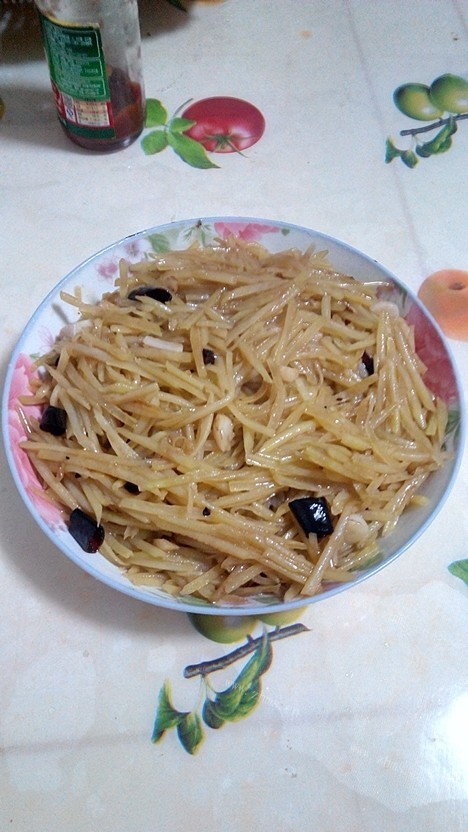色香味俱全的酸辣土豆丝