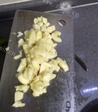 家常菜瘦肉炒青瓜做法图解3)