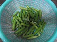 下酒菜盐水豌豆做法图解2)
