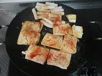 美味的铁板煎年糕豆腐做法图解9)