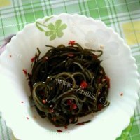 色香味俱全的凉拌海带丝做法图解4)