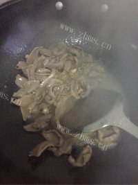 家常菜爆炒鸭胗做法图解7)