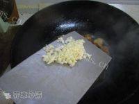 美味的糖醋肉丸做法图解11)