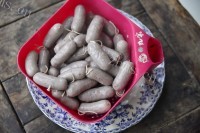 美味的黑椒脆皮肠做法图解14)