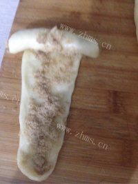芳香四溢的肉松面包做法图解6)
