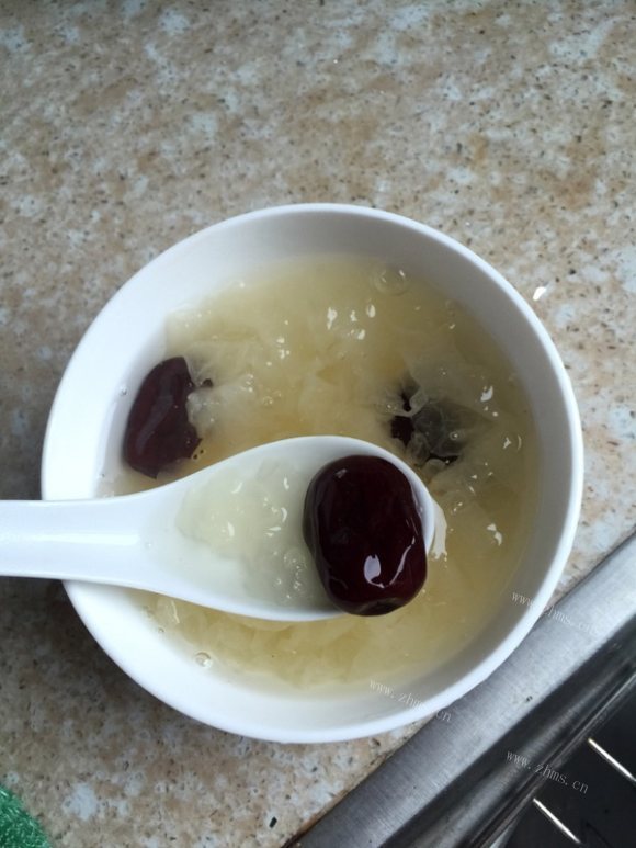 香飘十里的银耳红枣汤