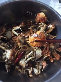香喷喷的香辣蟹做法图解3)