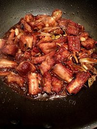 热腾腾的糖醋排骨做法图解6)