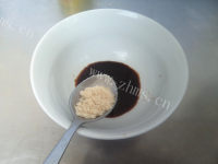 美味的煲仔饭做法图解7)