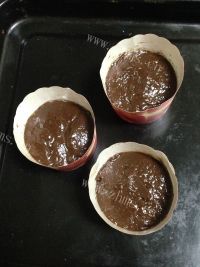 色味俱佳的熔岩蛋糕做法图解12)