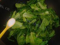 家常菜蒜炒油麦菜做法图解5)